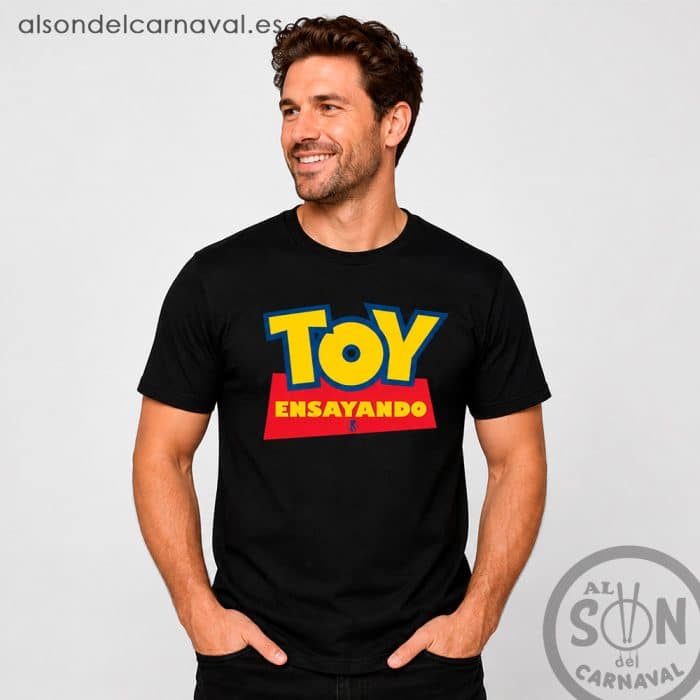 camiseta toy ensayando negra