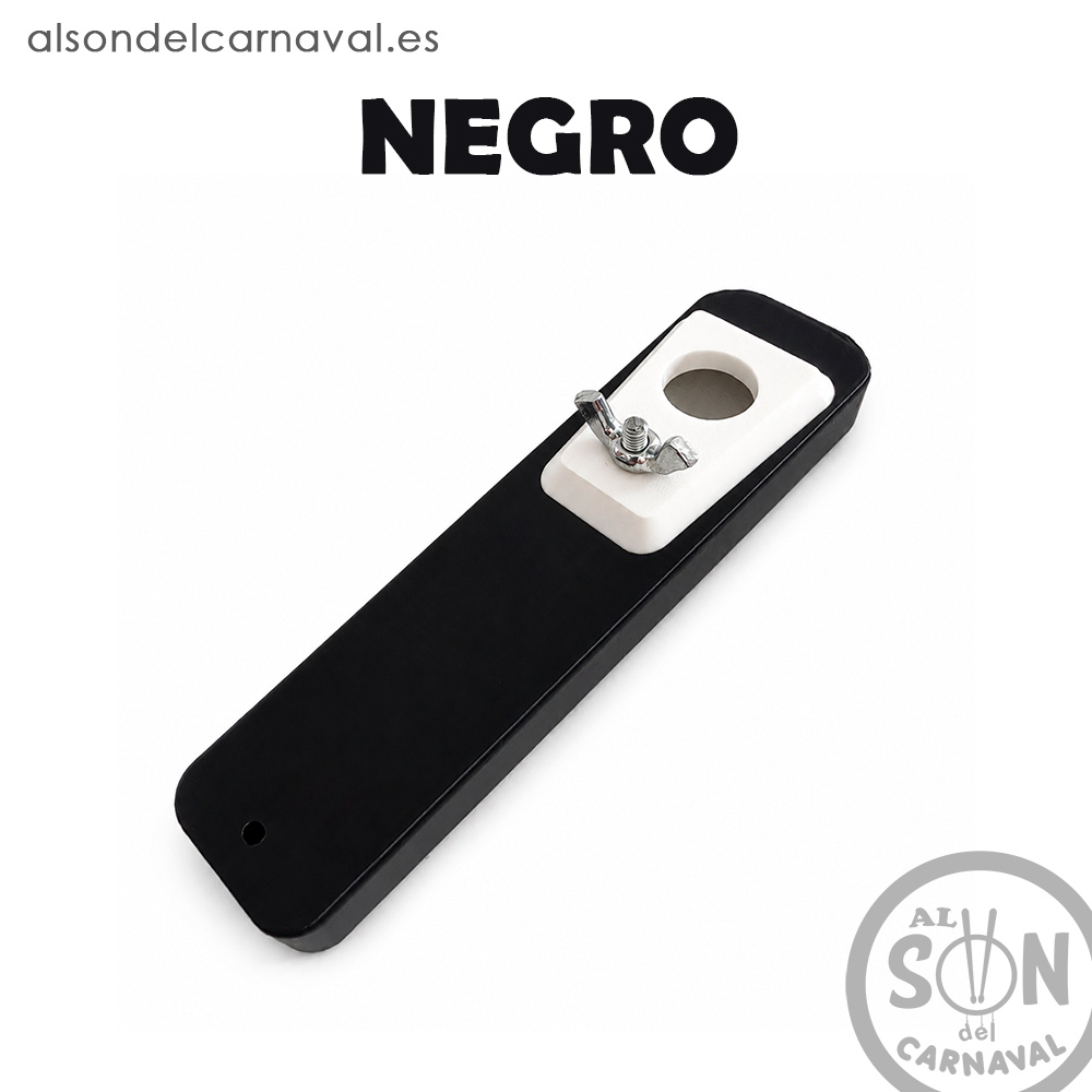 pito de carnaval en 3d negro